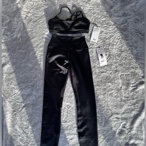 Black alo yoga airlift matching set
